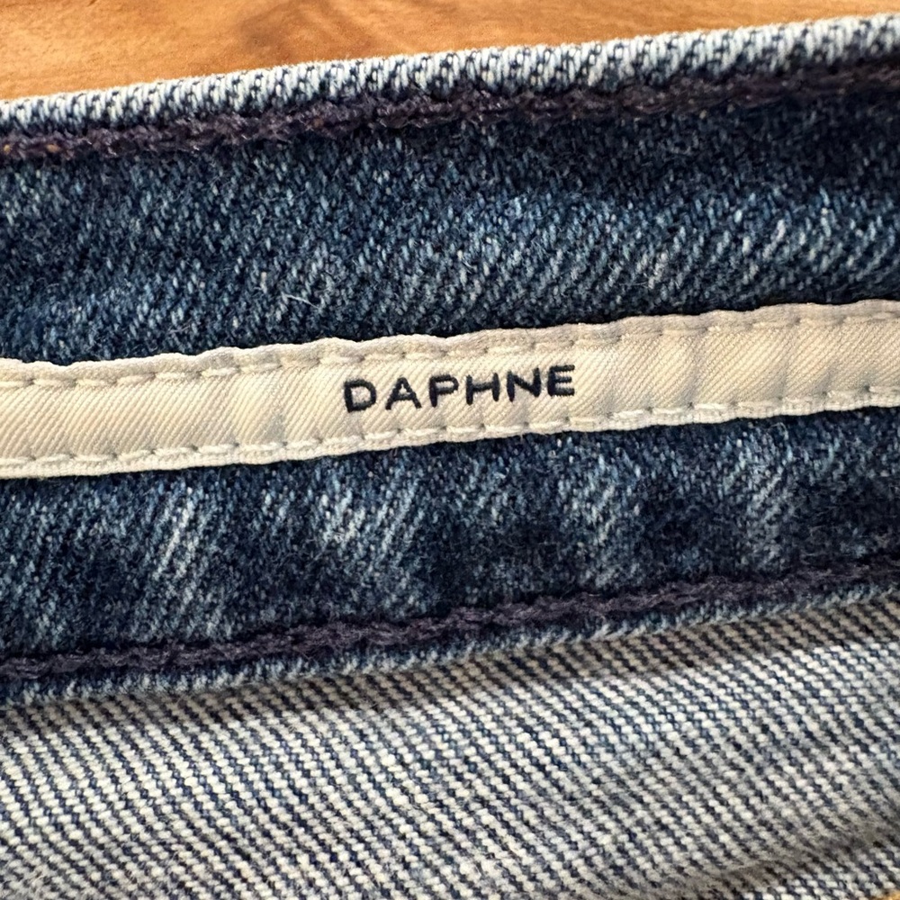 Citizens Of Humanity Daphne Straight-Leg Medium Blue Denim Jeans - Picture 4 of 6